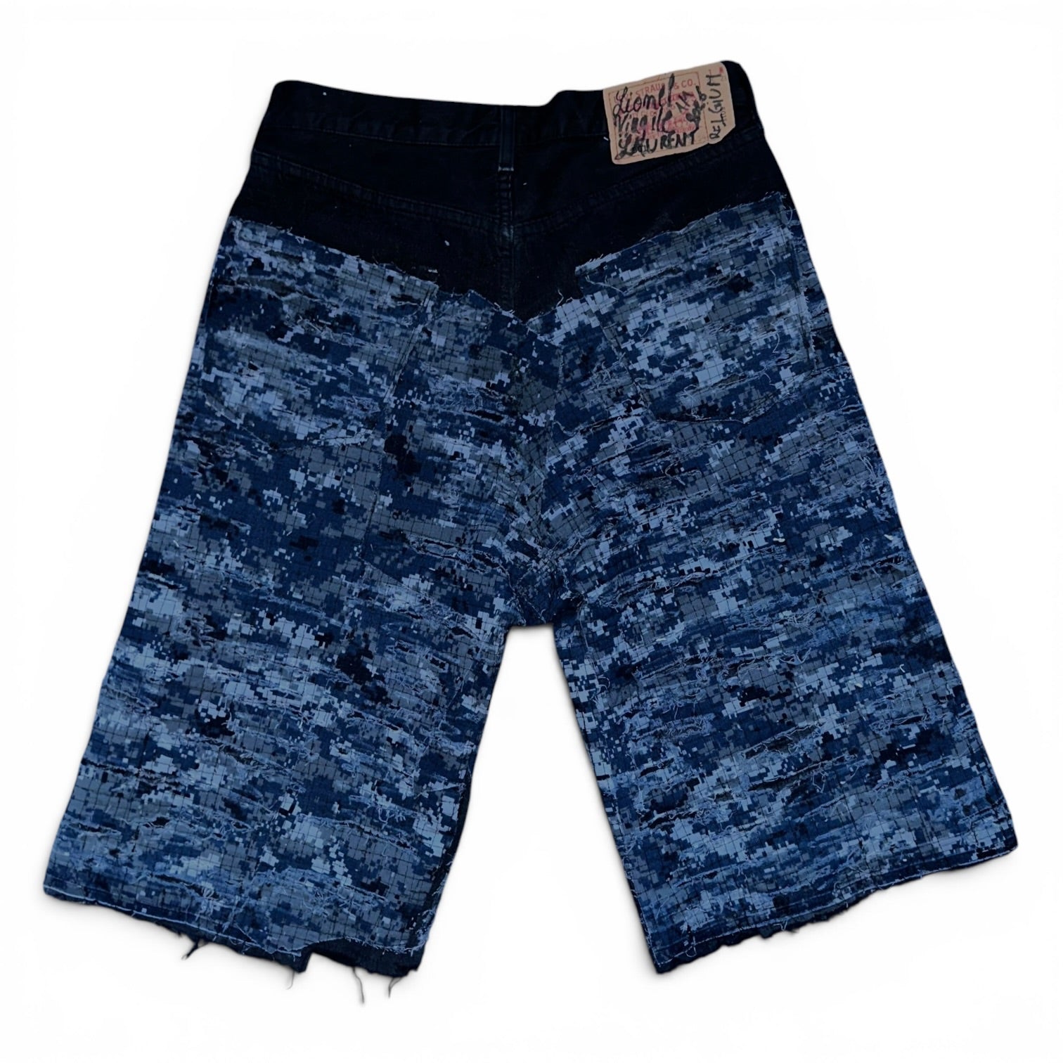 BORO DIGITAL NAVY SHORT